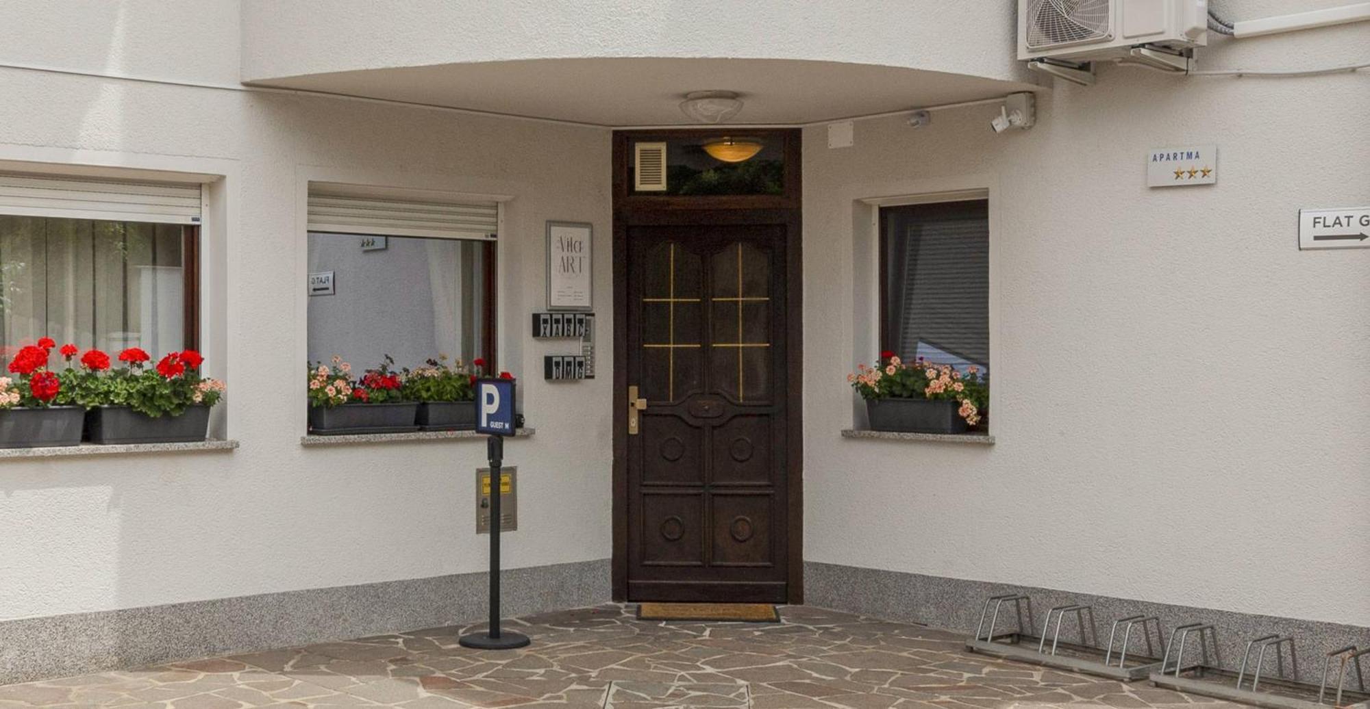 Vila Art Ljubljana Bagian luar foto